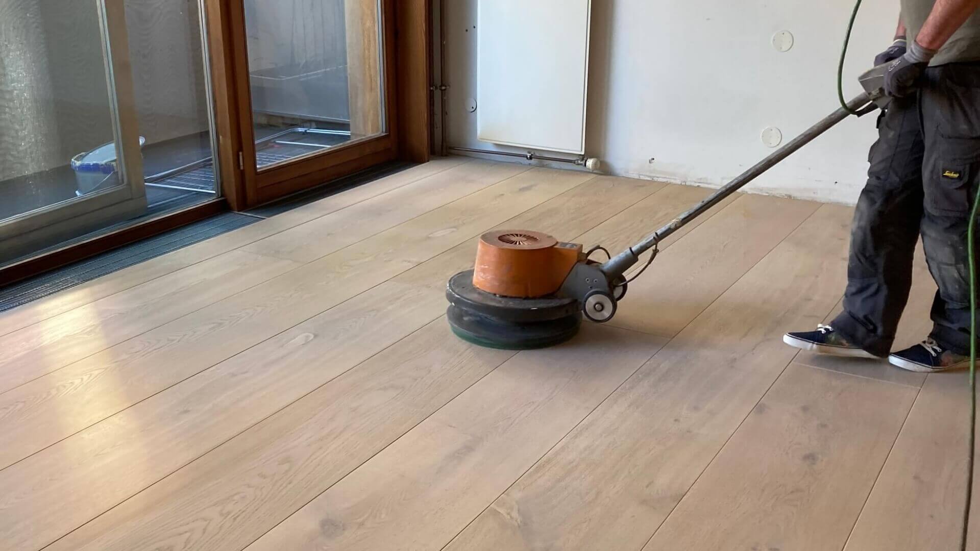 Dielenboden aufarbeiten